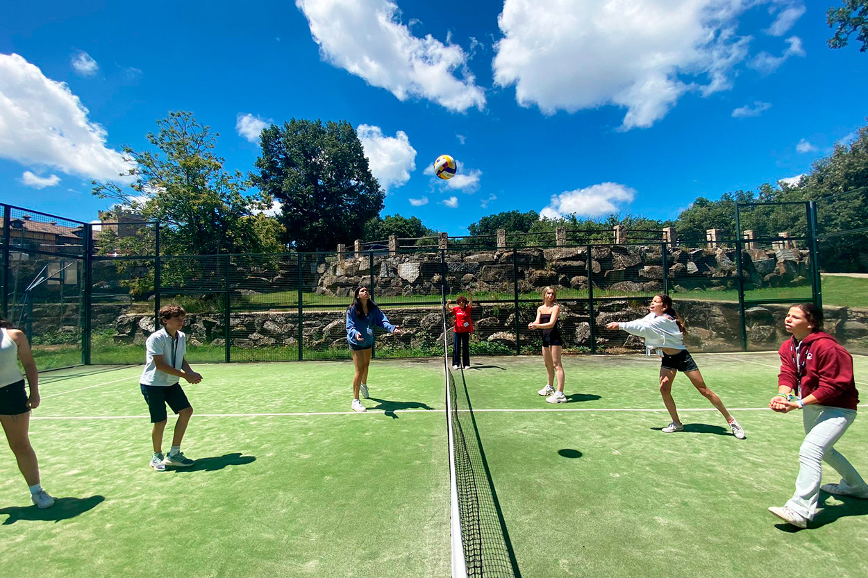 Pueblo Inglés Teens - Sports
