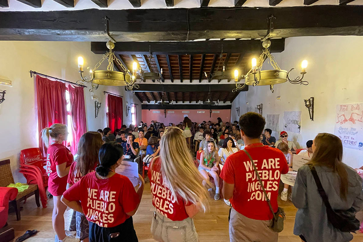 Pueblo Inglés Teens - Activity Group